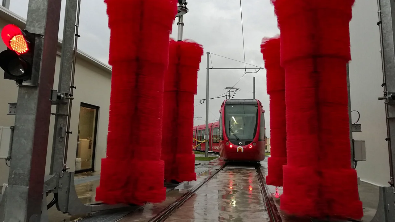 ISTOBAL HW'DRIVE 2 — spălătorie tramvaie troleibuze drive-through