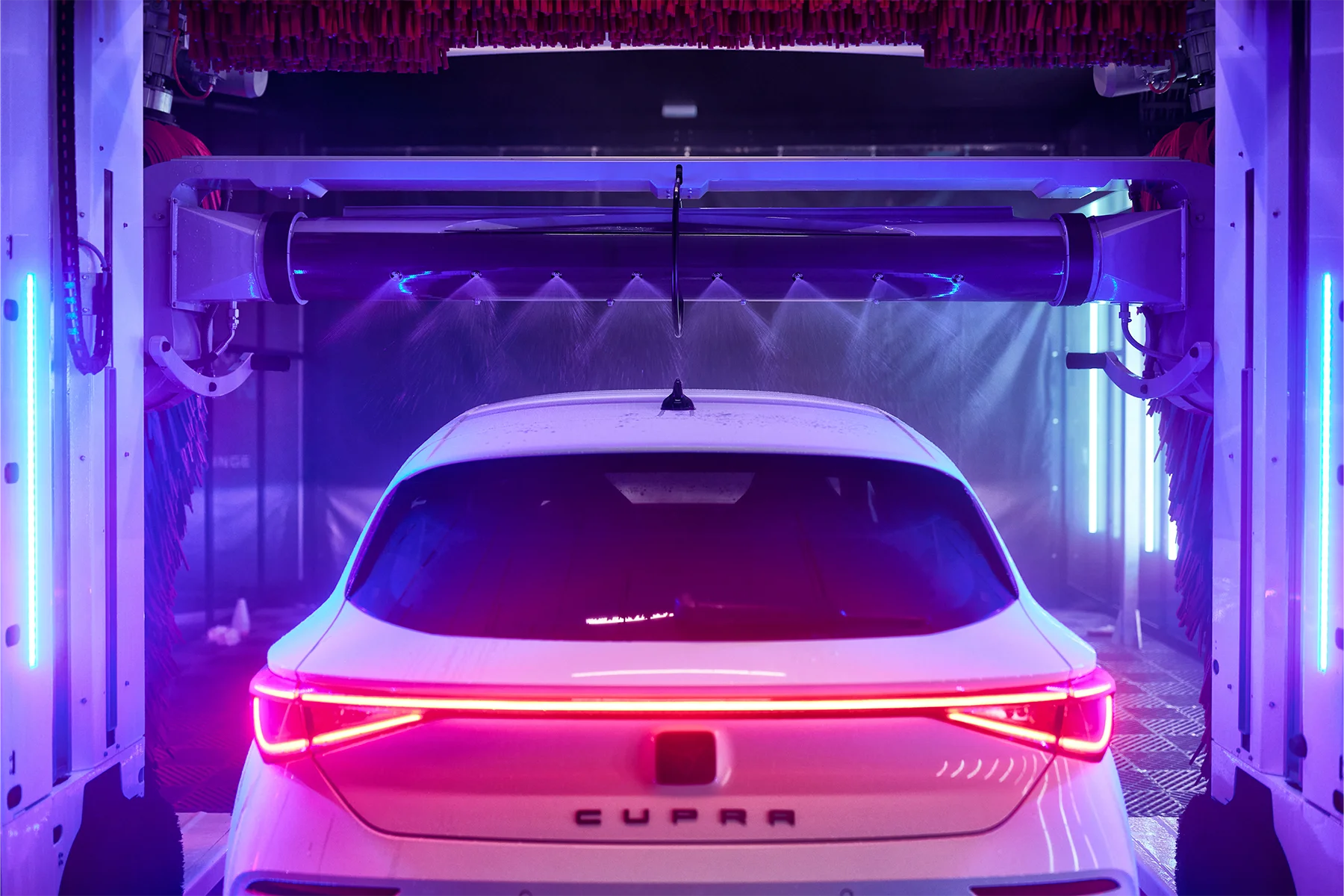 M'WASH 4 — vedere 2